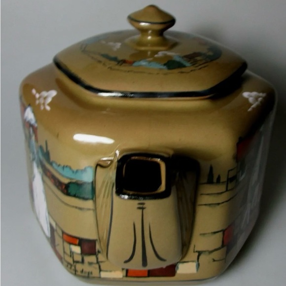 Tea pot.. Antique Buffalo pottery. 1924 Fallowfield hunting scene.Deldare Ware. - Picture 3 of 5